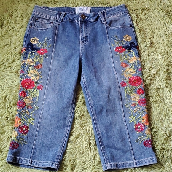Blue Identity Embroidered floral jean capri - Picture 1 of 3